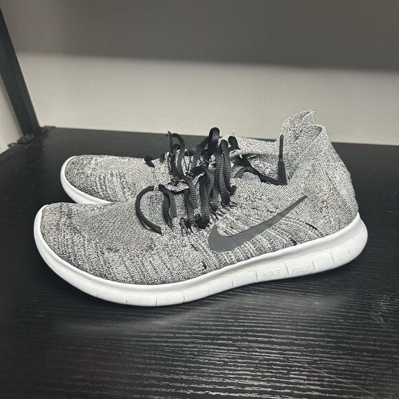 Nike Free RN Flyknit 2017 Women's Size 9 Running Shoes Black White Oreo - Picture 9 of 9